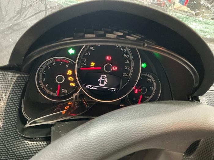 Volkswagen Up! 1.0 MPI 12V Sloopvoertuig (2023, Metallic, Zilvergrijs)