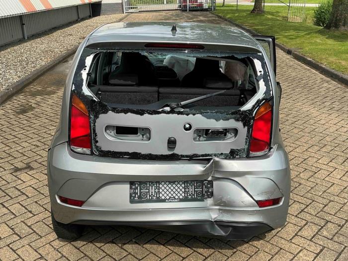 Volkswagen Up! 1.0 MPI 12V Sloopvoertuig (2023, Metallic, Zilvergrijs)