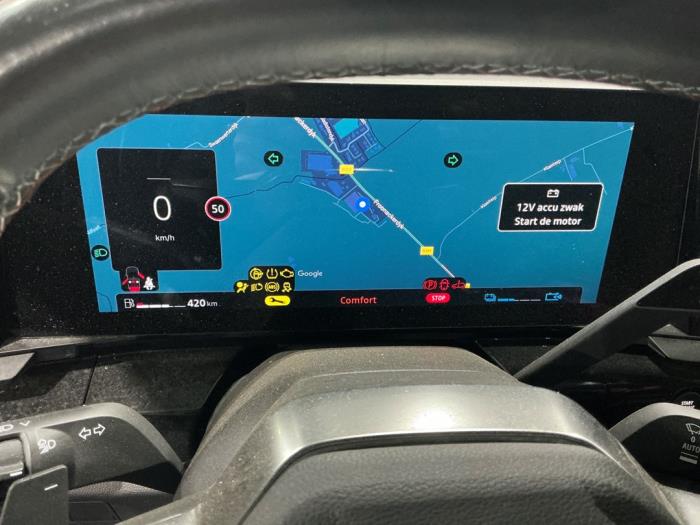 Renault Austral 1.2 Mild Hybrid Advanced 130 Sloopvoertuig (2023, Metallic, Zilvergrijs, Grijs)