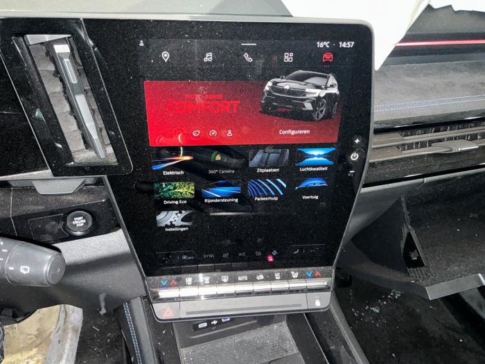 Renault Austral 1.2 Mild Hybrid Advanced 130 Sloopvoertuig (2023, Metallic, Zilvergrijs, Grijs)