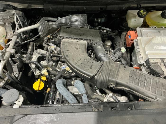 Renault Austral 1.2 Mild Hybrid Advanced 130 Sloopvoertuig (2023, Metallic, Zilvergrijs, Grijs)