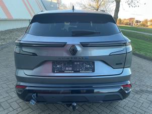 Renault Austral 1.2 Mild Hybrid Advanced 130 Sloopvoertuig (2023, Metallic, Zilvergrijs, Grijs)