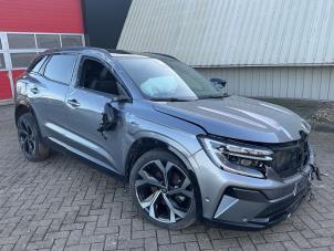 Renault Austral 1.2 Mild Hybrid Advanced 130 Sloopvoertuig (2023, Metallic, Zilvergrijs, Grijs)