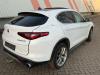 Alfa Romeo Stelvio 2.0 T 16V Q4 Sloopvoertuig (2018, Wit)