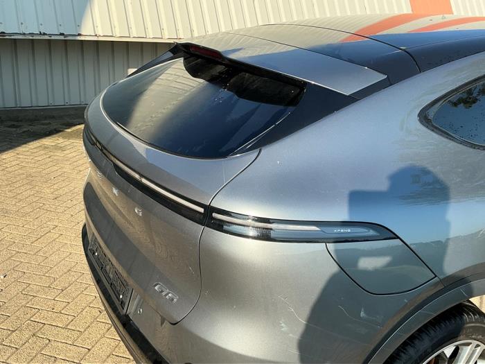 XPENG G6 Long Range 88 kW Sloopvoertuig (2025, Metallic, Zilvergrijs)