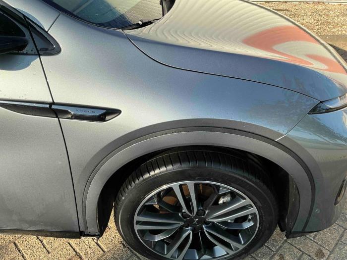 XPENG G6 Long Range 88 kW Sloopvoertuig (2025, Metallic, Zilvergrijs)