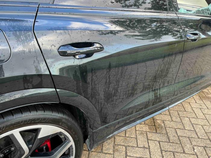 Audi RS Q8 4.0 V8 32V RS TFSI Mild Hybrid Quattro Sloopvoertuig (2022, Metallic, Zwart)