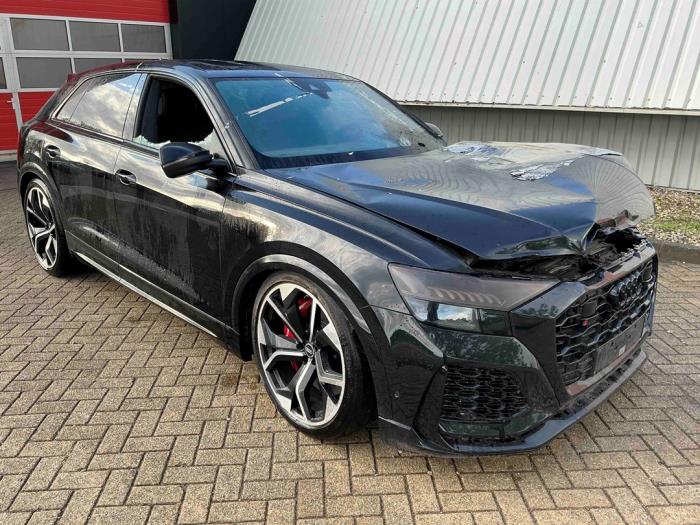 Audi RS Q8 4.0 V8 32V RS TFSI Mild Hybrid Quattro Sloopvoertuig (2022, Metallic, Zwart)