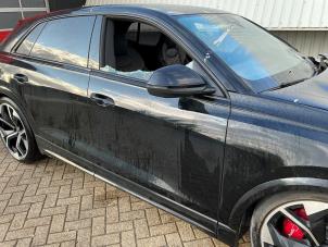 Audi RS Q8 4.0 V8 32V RS TFSI Mild Hybrid Quattro Sloopvoertuig (2022, Metallic, Zwart)