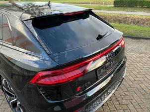 Audi RS Q8 4.0 V8 32V RS TFSI Mild Hybrid Quattro Sloopvoertuig (2022, Metallic, Zwart)