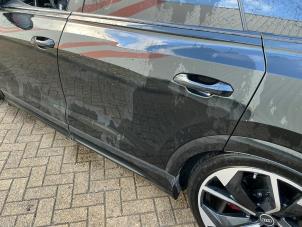 Audi RS Q8 4.0 V8 32V RS TFSI Mild Hybrid Quattro Sloopvoertuig (2022, Metallic, Zwart)