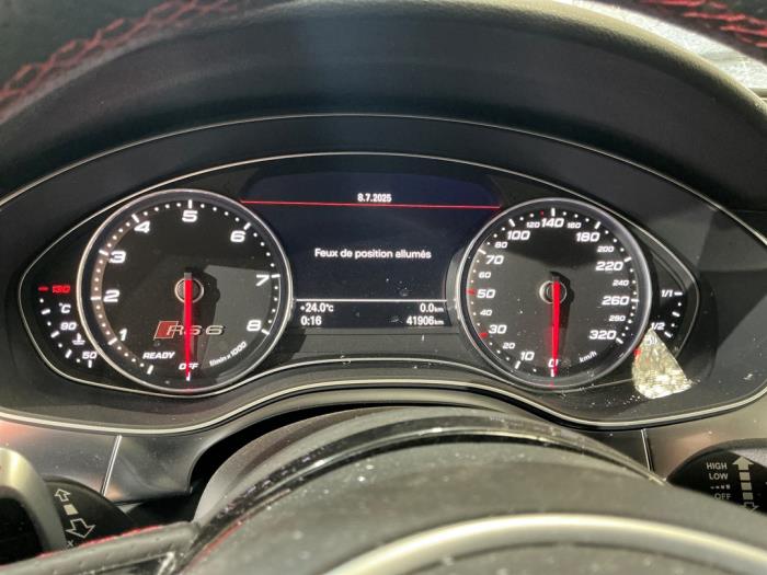 Audi RS 6 Avant 4.0 V8 TFSI Performance 32V Sloopvoertuig (2018, Metallic, Zilvergrijs, Grijs)