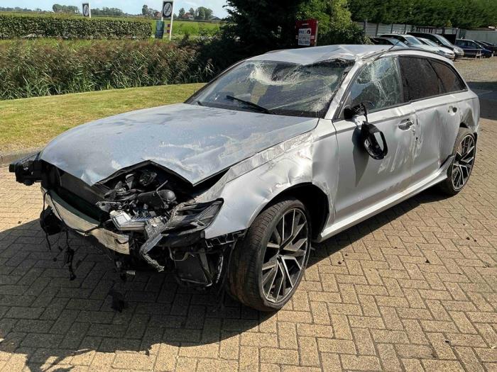 Audi RS 6 Avant 4.0 V8 TFSI Performance 32V Sloopvoertuig (2018, Metallic, Zilvergrijs, Grijs)