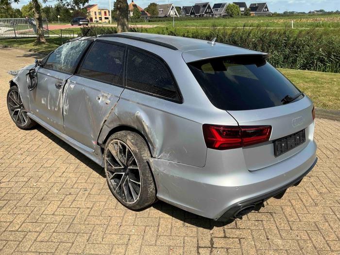 Audi RS 6 Avant 4.0 V8 TFSI Performance 32V Sloopvoertuig (2018, Metallic, Zilvergrijs, Grijs)