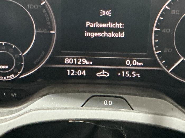 Audi A3 Sportback 1.4 TFSI 16V 40 e-tron Sloopvoertuig (2020, Metallic, Zilvergrijs)