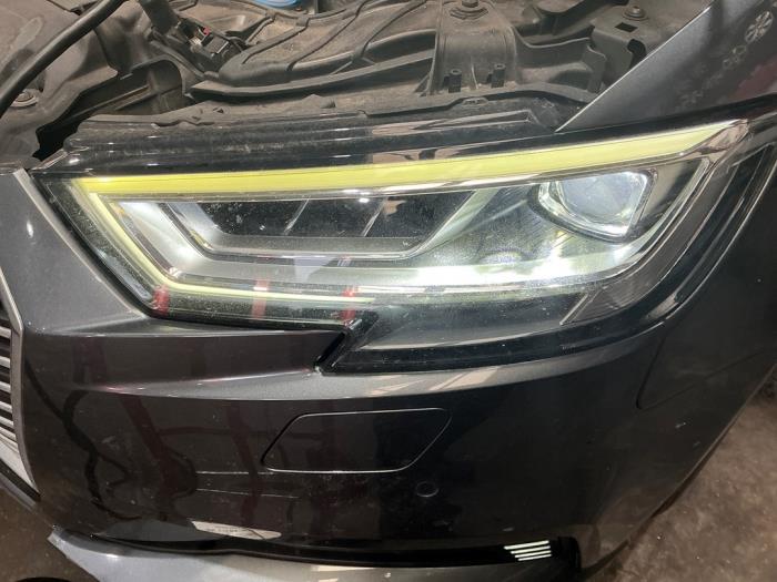 Audi A3 Sportback 1.4 TFSI 16V 40 e-tron Sloopvoertuig (2020, Metallic, Zilvergrijs)