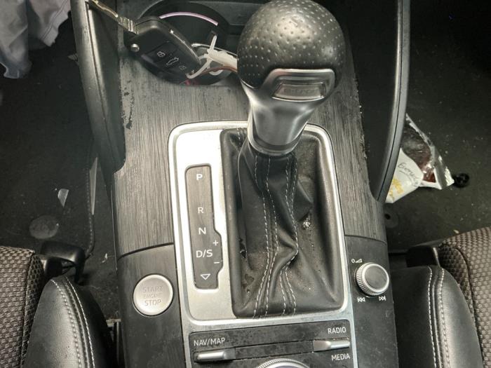 Audi A3 Sportback 1.4 TFSI 16V 40 e-tron Sloopvoertuig (2020, Metallic, Zilvergrijs)