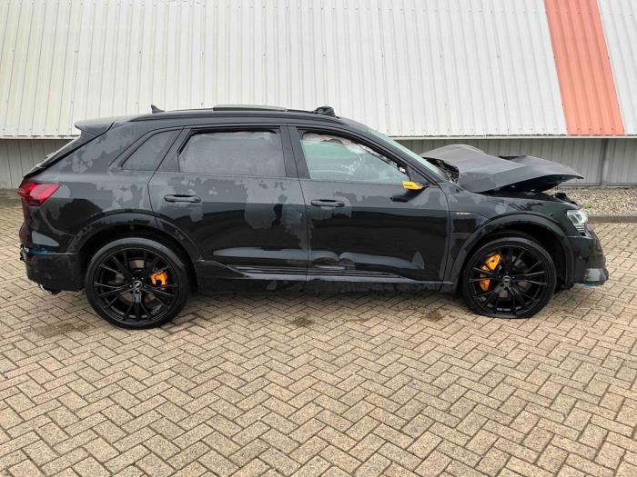 Audi e-tron 55 quattro Sloopvoertuig (2019, Blauw)