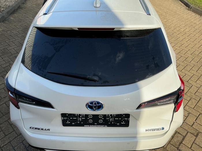 Toyota Corolla Touring Sport 2.0 16V Hybrid Sloopvoertuig (2020, Metallic, Wit)