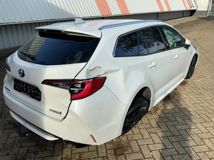 Toyota Corolla Touring Sport 2.0 16V Hybrid Sloopvoertuig (2020, Metallic, Wit)