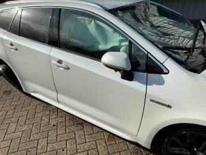 Toyota Corolla Touring Sport 2.0 16V Hybrid Sloopvoertuig (2020, Metallic, Wit)