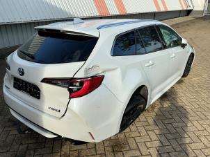 Toyota Corolla Touring Sport 2.0 16V Hybrid Sloopvoertuig (2020, Metallic, Wit)