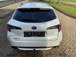 Toyota Corolla Touring Sport 2.0 16V Hybrid Sloopvoertuig (2020, Metallic, Wit)