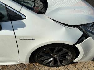 Toyota Corolla Touring Sport 2.0 16V Hybrid Sloopvoertuig (2020, Metallic, Wit)