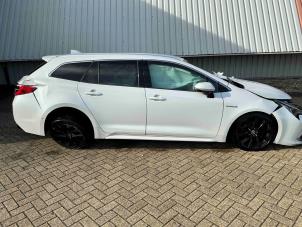Toyota Corolla Touring Sport 2.0 16V Hybrid Sloopvoertuig (2020, Metallic, Wit)