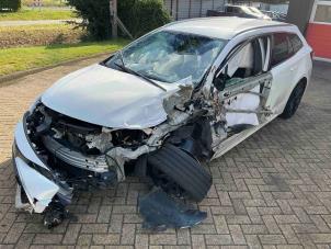 Toyota Corolla Touring Sport 2.0 16V Hybrid Sloopvoertuig (2020, Metallic, Wit)