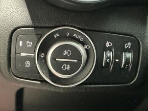 Alfa Romeo Giulia 2.2d 150 16V Sloopvoertuig (2016, Rood)
