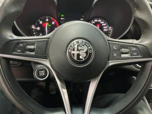 Alfa Romeo Giulia 2.2d 150 16V Sloopvoertuig (2016, Rood)
