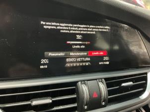 Alfa Romeo Giulia 2.2d 150 16V Sloopvoertuig (2016, Rood)