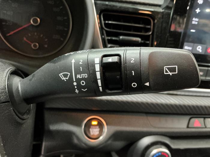 Kia Rio IV 1.0i T-GDi 100 12V Sloopvoertuig (2022, Grijs)