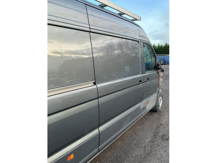 Volkswagen Crafter 2.0 TDI FWD Sloopvoertuig (2022, Metallic, Zilvergrijs)