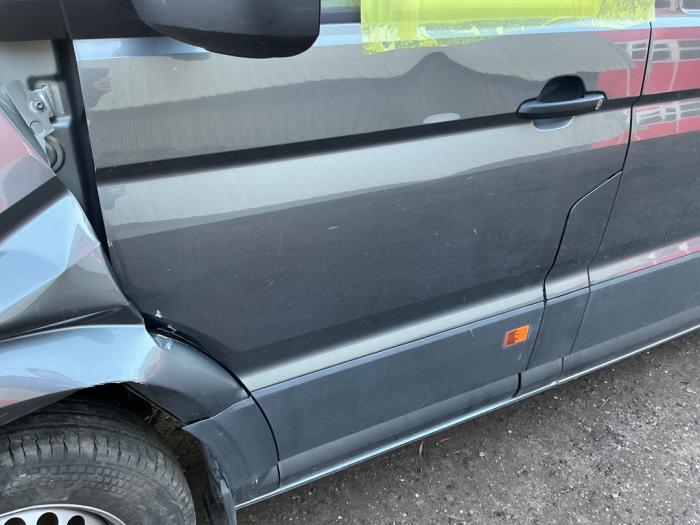 Volkswagen Crafter 2.0 TDI FWD Sloopvoertuig (2022, Metallic, Zilvergrijs)