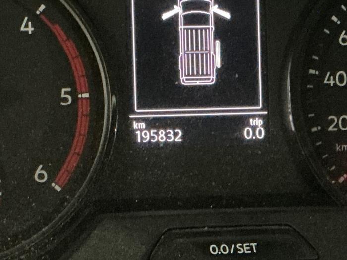 Volkswagen Crafter 2.0 TDI FWD Sloopvoertuig (2022, Metallic, Zilvergrijs)