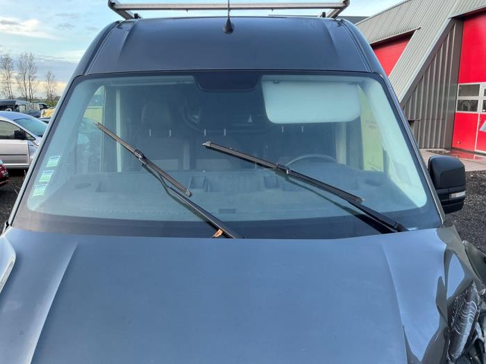 Volkswagen Crafter 2.0 TDI FWD Sloopvoertuig (2022, Metallic, Zilvergrijs)