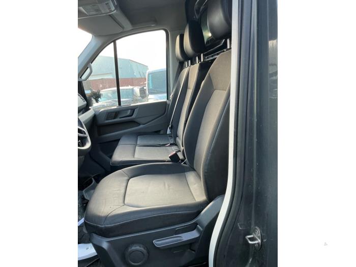 Volkswagen Crafter 2.0 TDI FWD Sloopvoertuig (2022, Metallic, Zilvergrijs)