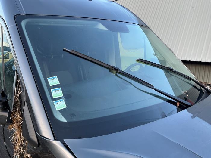 Volkswagen Crafter 2.0 TDI FWD Sloopvoertuig (2022, Metallic, Zilvergrijs)