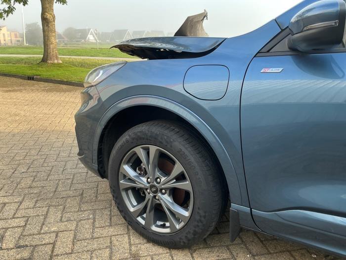 Ford Kuga III 2.5 PHEV 16V Sloopvoertuig (2023, Metallic, Blauw)