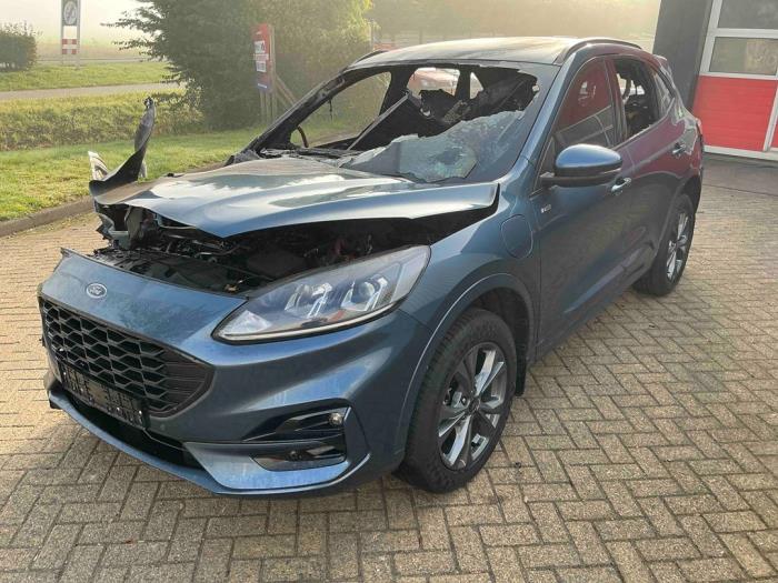Ford Kuga III 2.5 PHEV 16V Sloopvoertuig (2023, Metallic, Blauw)