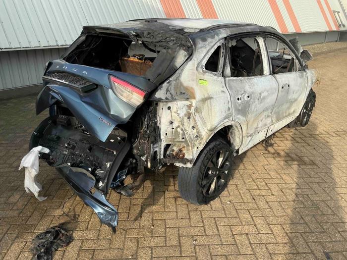 Ford Kuga III 2.5 PHEV 16V Sloopvoertuig (2023, Metallic, Blauw)