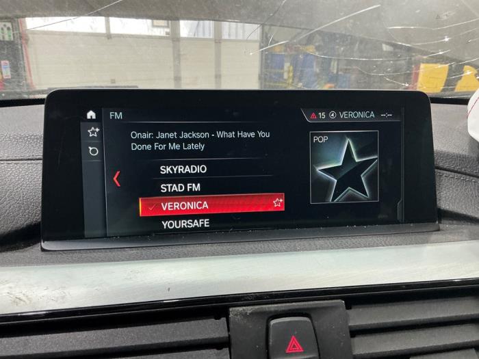 BMW 3 serie Touring 320d xDrive 2.0 16V Sloopvoertuig (2019, Metallic, Zwart)