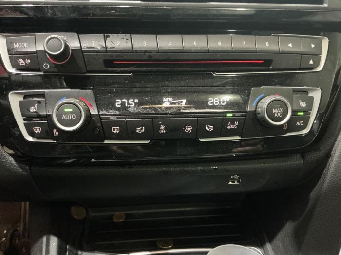 BMW 3 serie Touring 320d xDrive 2.0 16V Sloopvoertuig (2019, Metallic, Zwart)