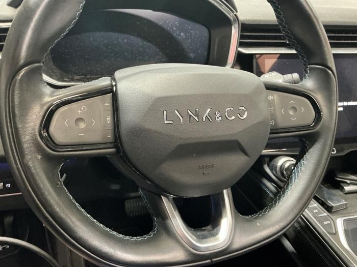 Lynk & Co 01 1.5 PHEV Sloopvoertuig (2022, Metallic, Zwart)