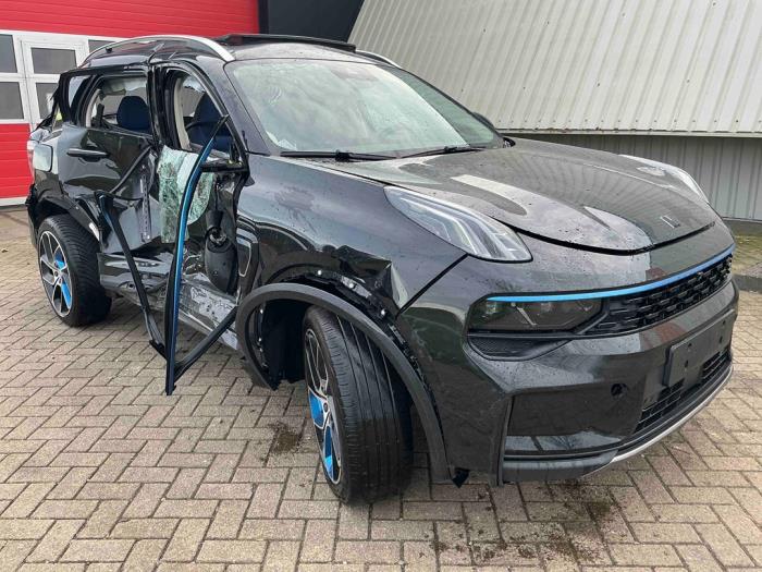 Lynk & Co 01 1.5 PHEV Sloopvoertuig (2022, Metallic, Zwart)