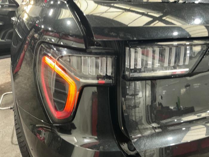 Lynk & Co 01 1.5 PHEV Sloopvoertuig (2022, Metallic, Zwart)