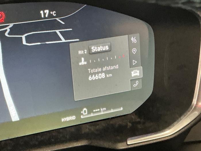 Lynk & Co 01 1.5 PHEV Sloopvoertuig (2022, Metallic, Zwart)