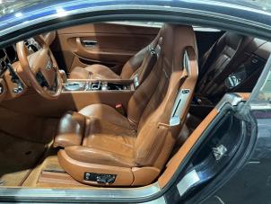 Bentley Continental GT 6.0 W12 48V Sloopvoertuig (2004, Blauw, Groen)